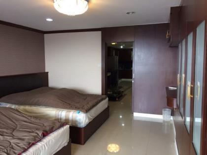 ขาย State Tower Silom สเตท ทาวเวอร์ สีลม ใกล้ BTS ตากสิน    6.7 ล. (80000651)