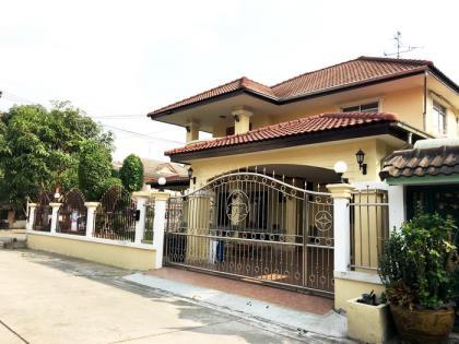 ขาย ม.เมืองประชา (หลังมุม) ถ.สะพานนนทบุรี-บางบัวทอง ใกล้ร.ร.สาธิตปทุมธานี   4.8 ล้าน  (10001316)