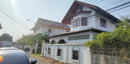 ขาย บ้านสุขสำราญวิลล่า ซ.เพชรเกษม 63 ใกล้ MRT หลักสอง  6 ล้าน  (10001404)