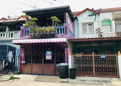 ขาย ทาวน์เฮ้าส์  หมู่บ้านรินทร์ทอง ลำลูกกา คลอง 2 ใกล้ MRT. คูคต 1.65 ล้าน ปทุมธานี (10001372)