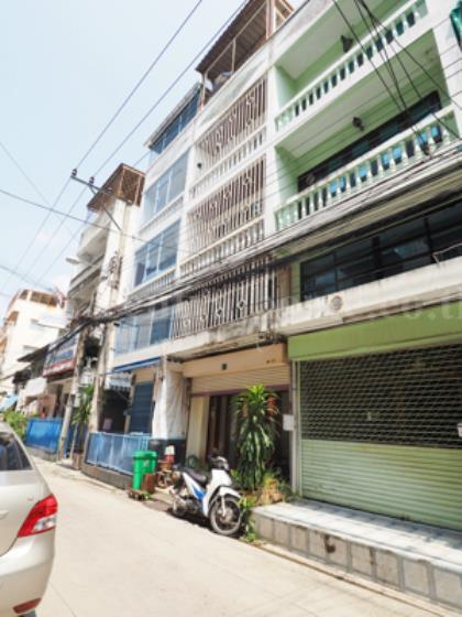 อาคารพาณิชย์ 4.5 ชั้น ถนน เจริญกรุง 78 ใกล้เอเชียทีค