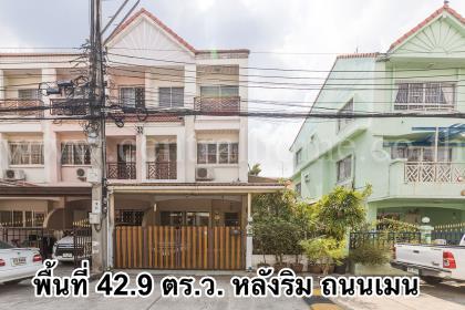 ทาวน์โฮม หมู่บ้าน สวนนนท์ วิลล์ ท่าอิฐ - ไทรม้า หลังริม ถนน เมน