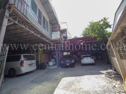 ที่ดิน พร้อมบ้าน อินทรามระ 41