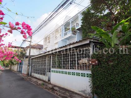 ทาวน์โฮม เสนานิเวศน์ 1 แยก 10 พหลโยธิน 25.2 ตรว.