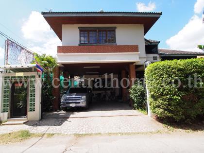 บ้านเดี่ยว 2 ชั้น เนื้อที่ 102 ตร.ว.  เสนานิเวศน์ 1