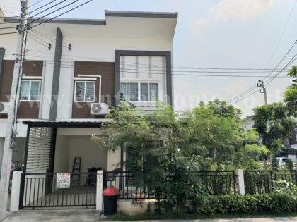 ทาวน์โฮม หมู่บ้าน ไลโอ อีลิท กาญจนาภิเษก - เวสต์เกต (หลังมุม)