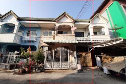 ทาวเฮ้าส์ หมู่บ้าน บัวทองธานี ตรงข้ามสมบัติบุรี