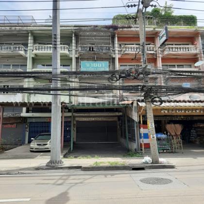 อาคารพาณิชย์ 4 ชั้น ติดถนน รัตนาธิเบศร์