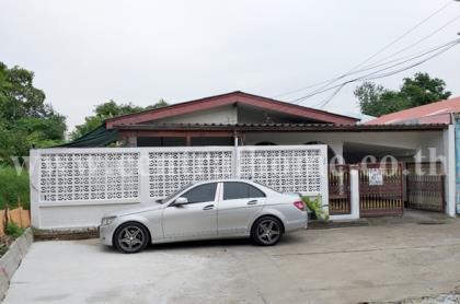 บ้านเดี่ยว เสนานิเวศน์ 2 เกษตร - นวมินทร์  หลังมุม