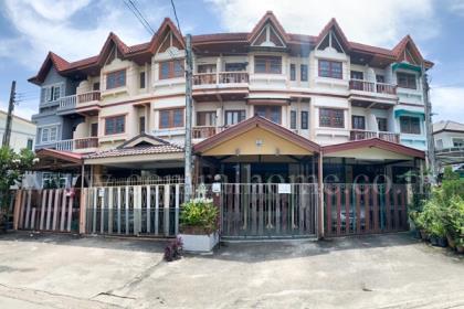 ทาวน์โฮม ลาดพร้าว 101 แยก 48