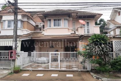 บ้านแฝด หมู่บ้าน ไพรเวท รามอินทรา อยู่ต้นซอย ถนนเมน ติดถนน ปัญญาอินทรา