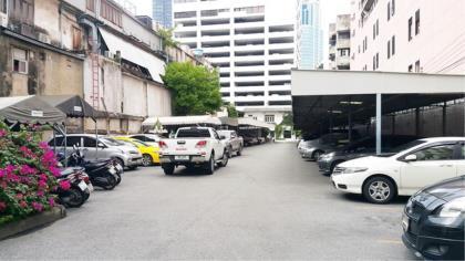 38424 - Official Building On Silom Road. 1 Rai 121 sq.w. 