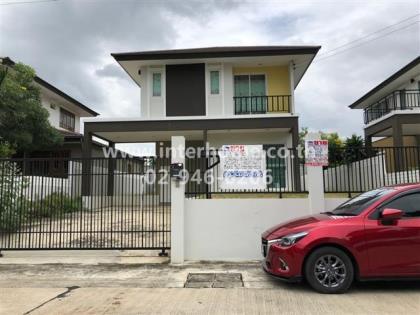 บ้านเดี่ยว 2 ชั้น 80.3 ตร.ว. หมู่บ้านฉัตรหลวง 10 ถนนปทุมธานี-สามโคก-เสนา 