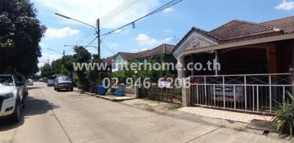 บ้านแฝด 1 ชั้น 39.3 ตร.ว. หมู่บ้านบ้านฟ้าชมพฤกษ์1 คลอง8 ถนนลำลูกกา 