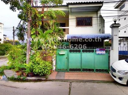 บ้านเดี่ยว 2 ชั้น 40 ตร.ว. หมู่บ้านพัฒนพล ซอยอ่อนนุช44 ถนนอ่อนนุช