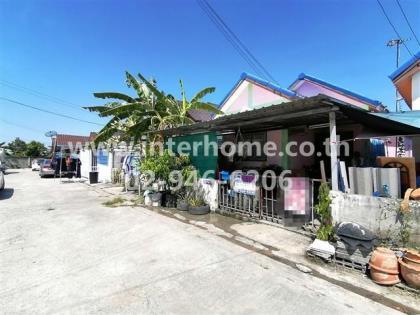 บ้านเดี่ยว 1 ชั้น 21 ตร.ว. หมู่บ้านอมรทรัพย์  ซอยอยู่วิทยา16 ถนนสุวินทวงศ์ 