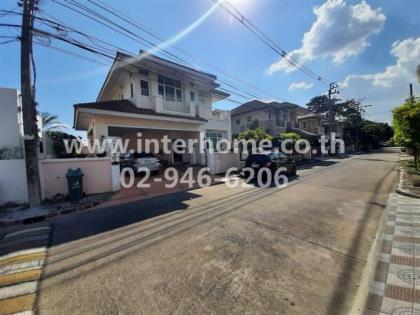 บ้านเดี่ยว 2 ชั้น 60 ตร.ว. หมู่บ้านฟ้ากรีนปาร์ค ซอยลาดพร้าว101 ถนนลาดพร้าว 