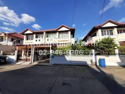 บ้านแฝด 2 ชั้น 36.7 ตร.ว. หมู่บ้านบิ้วตี้ เฮ้าส์4 ถนนกาญจนาภิเษก 