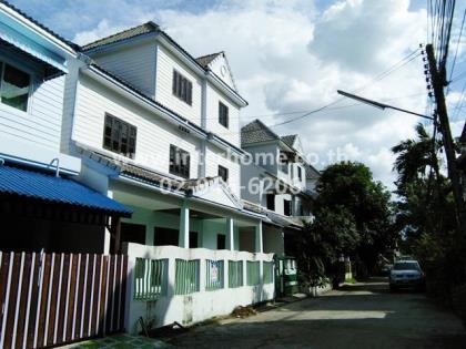 บ้านเดี่ยว 3 ชั้น 32 ตร.ว. หมู่บ้านร่มไม้1 ซอยพระยาสุเรนทร์32 ถนนรามอินทรา 