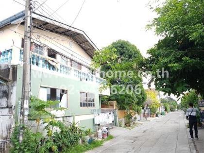 บ้านเดี่ยว  2 ชั้น 40 ตร.ว. หมู่บ้านเคหะธานี4 ซอยราษฎร์พัฒนา5 ถนนรามคำแหง 