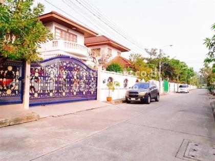บ้านเดี่ยว 2 ชั้น 179 ตร.ว. หมู่บ้านผกามาศ ซอยสุขุมวิท71 ถนนสุขุมวิท 