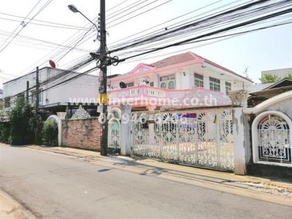 บ้านเดี่ยว 2 ชั้น 127 ตร.ว. ใกล้แยกนิด้า  ซอยเสรีไทย9 ถนนเสรีไทย 