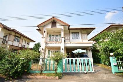 บ้านเดี่ยว 2 ชั้น 52.4 ตร.ว. หมู่บ้านจรูญรัตน์ ปาร์ควิลล์ ถนนกรุงเทพ-ปทุมธานี 