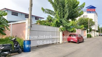 บ้าน+โกดัง 3 ชั้น 203 ตร.ว. ใกล้มหาวิทยาลัยนิด้า ซอยเสรีไทย25 ถนนเสรีไทย 