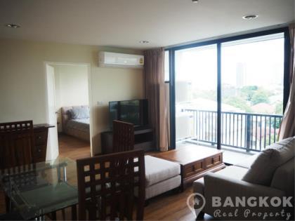 D65 Condominium | Renovated High Floor 2 Bed 2 Bath