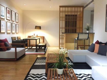 The Madison | Stylish Renovated High Floor 3 Bed 3 Bath "Pet Friendly" Condo 