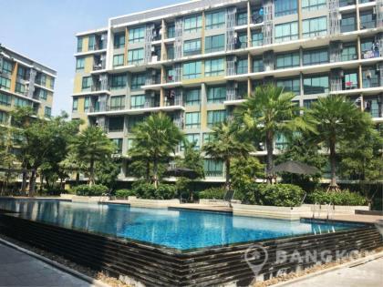 ICondo Sukhumvit 103 | Modern 1 Bed 1 Bath with Garden View in Udomsuk