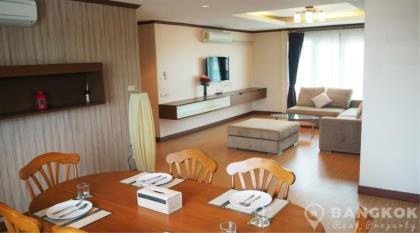 Spacious Modern 3 Bed 3 Bath Apartment in Ekkamai