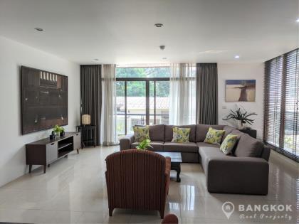 Baan Ananda | Stunning Renovated 3 Bed 3 Bath near Ekkamai BTS 