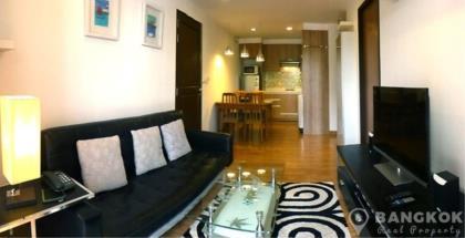 The Alcove Sukhumvit 49 | Modern 2 Bed 2 Bath near Thonglor BTS 