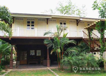 Modern 3 Bed 4 Bath Prachaup Khiri Khan Beach House