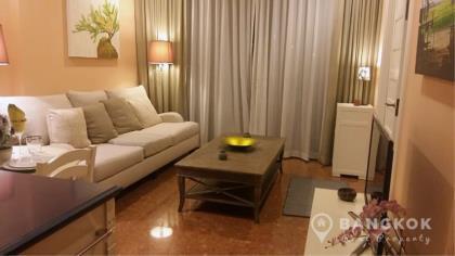 Aguston Sukhumvit 22 | Spacious Modern 1 Bed 1 Bath "Pet Friendly" Condo 