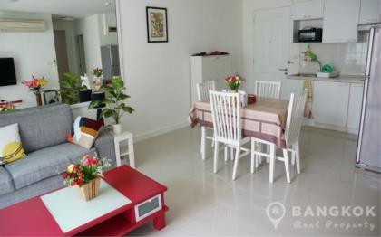 The Clover Thonglor | Bright Modern Corner 2 Bed 2 Bath