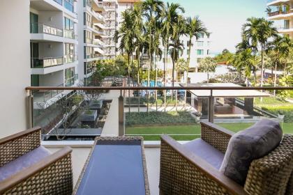 2 Bedroom condo by the sea