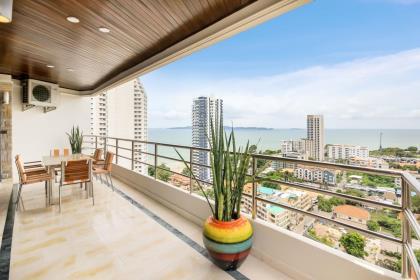 Beautiful beachfront condo - View Talay 3