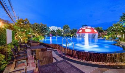 Sea view condominium in Cha Am