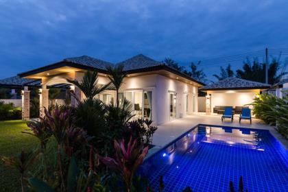BEAUTIFUL 3 BEDROOM POOL VILLA FOR SALE IN ORCHID PARADISE HOMES