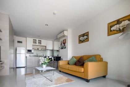 Jomtien Beach Road Soi 7 - Contemporary 1 Bed Condo At Paradise Residence 2