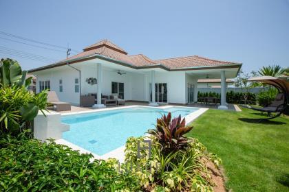 Brand New 3 Bedroom Pool Villa 