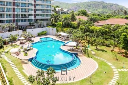 Beautiful 3 Bedroom Condo With Great Views