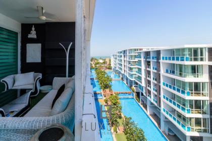 2 Bedroom Condo Close To The Beach