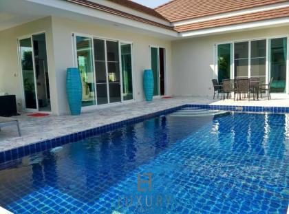 3 Bedroom Pool Villa