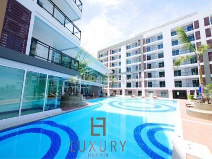 New Development - Brand new condo ready to move in.