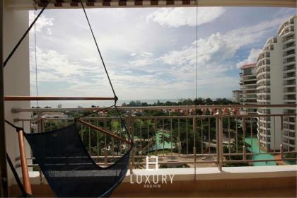 2 Bedroom condo with amazing views