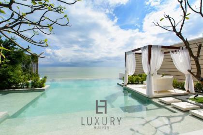 Luxury 7 Bedroom Beach Front Villa