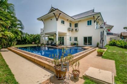 2 Storey 3 Bedroom Pool Villa